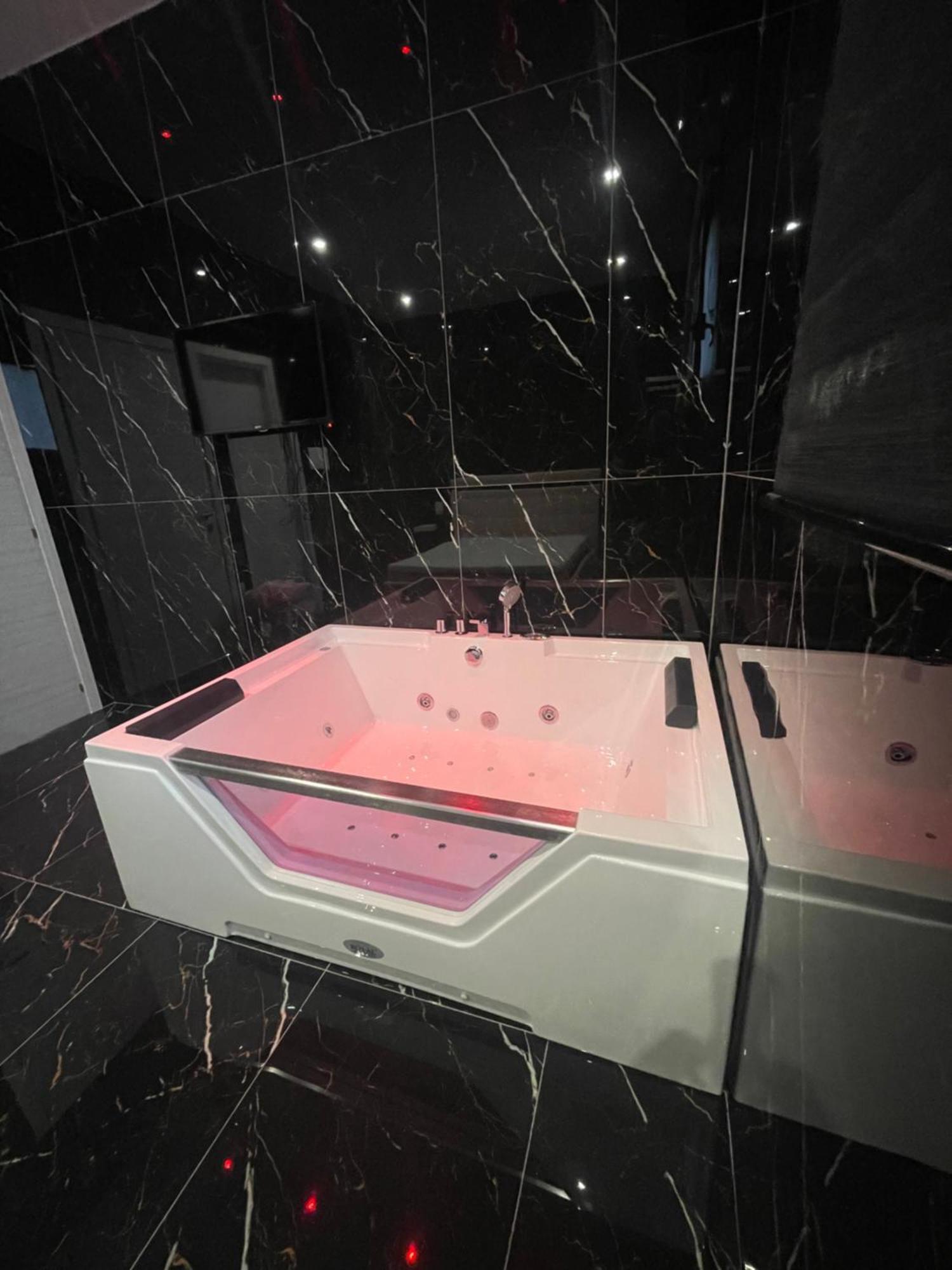 Life Hotel Casalnuovo Di Napoli Exteriér fotografie